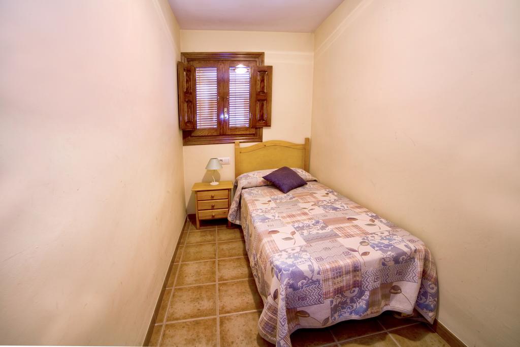 Apartamentos Prades Morella Oda fotoğraf