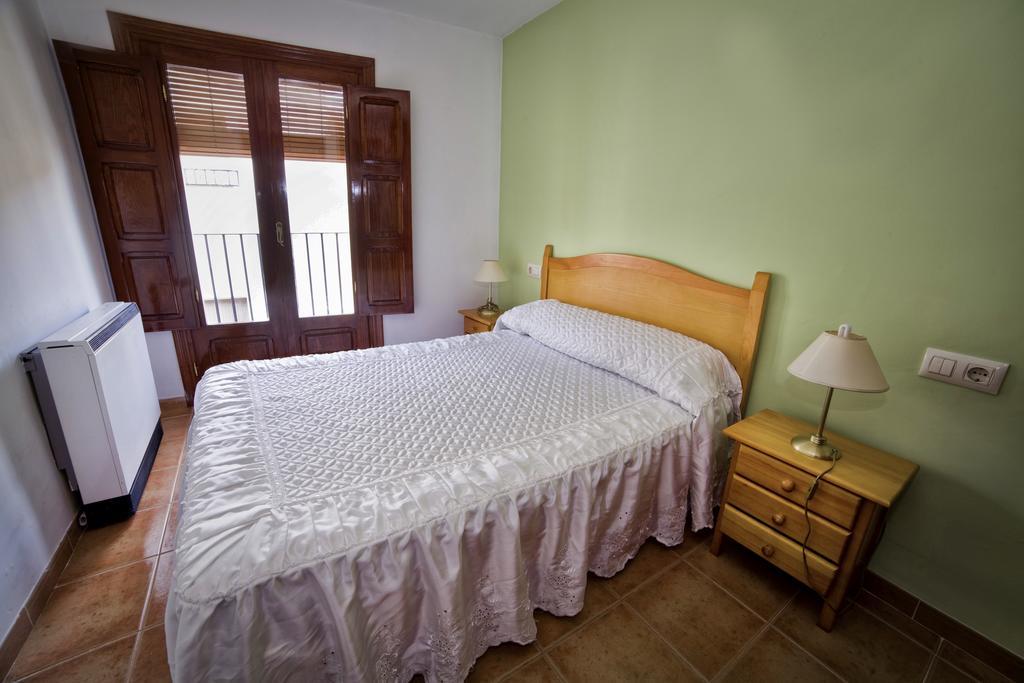 Apartamentos Prades Morella Oda fotoğraf